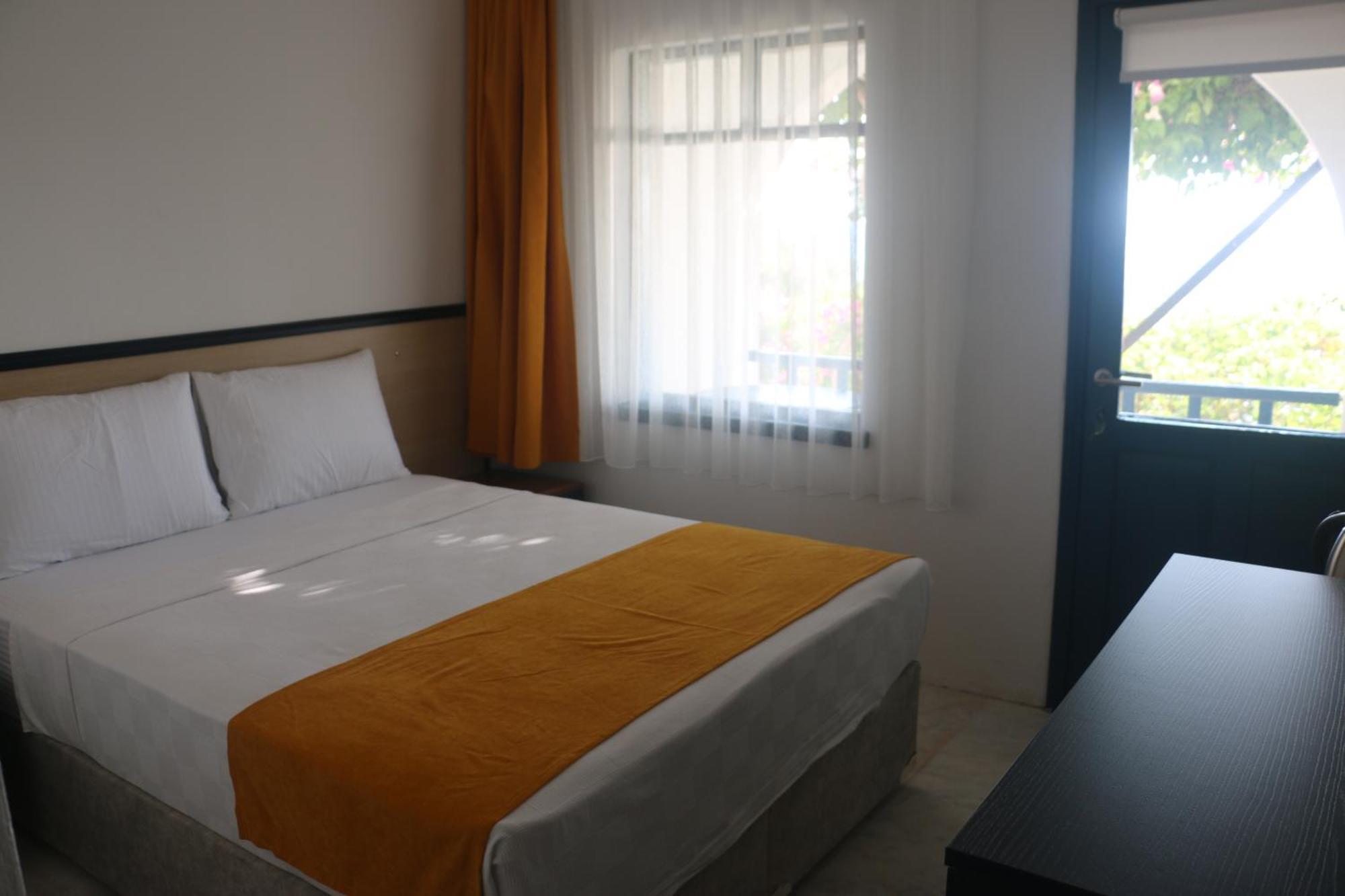 Urga Butik Otel & Restaurant Güllük Dış mekan fotoğraf
